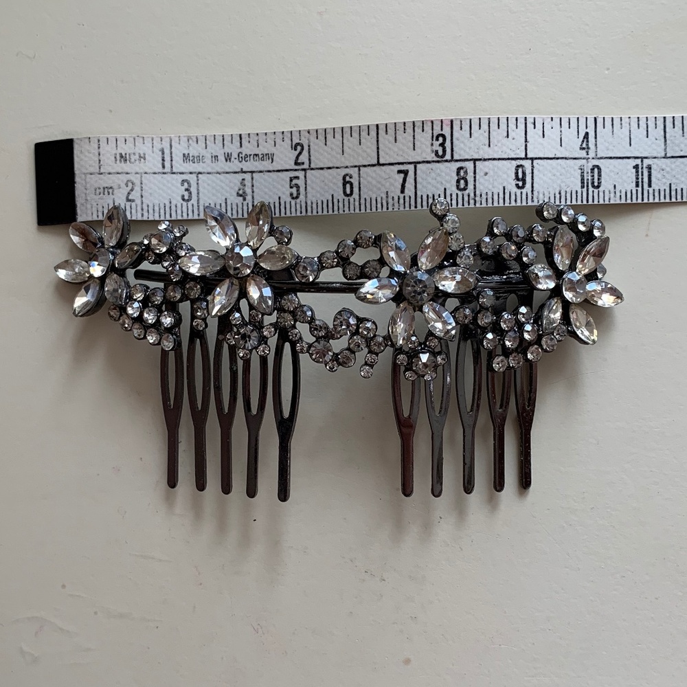 HAIR ACCESSORIES - Picture 3 of 4